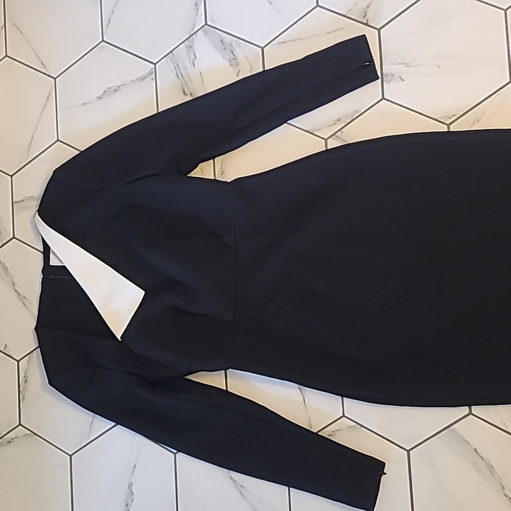 Roland Mouret Long Sleeve Crepe Midi Dress - Picture 4 of 6